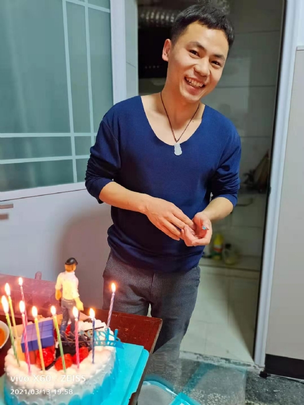 找结婚对象的第一张照片--开封相亲服务中心