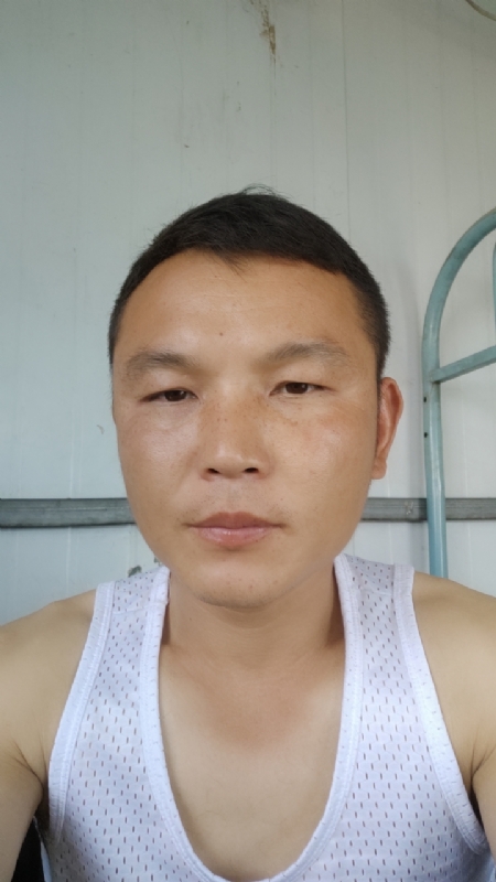 善良的人的第一张照片--开封相亲服务中心