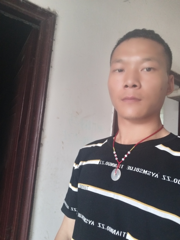 爱，请深爱的第二张照片--开封相亲服务中心