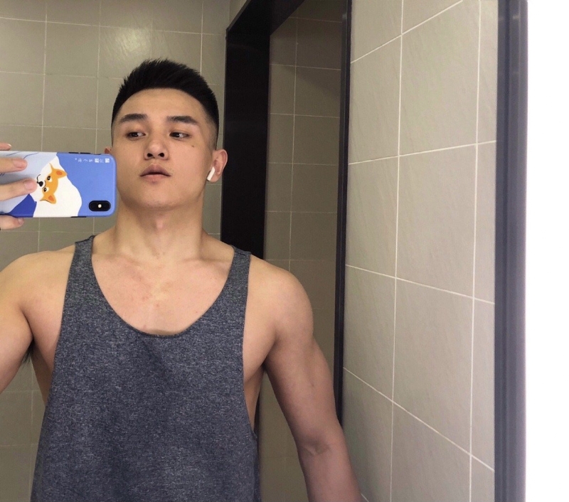 李文亮的第一张照片--开封相亲服务中心