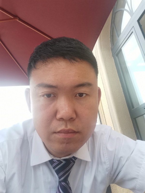 小龙哥的第一张照片--开封相亲服务中心