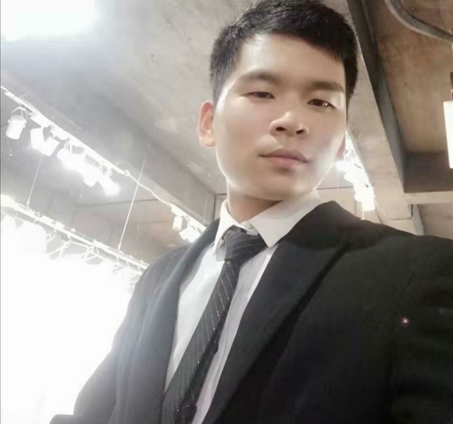 凌晨三点三分的第三张照片--开封相亲服务中心