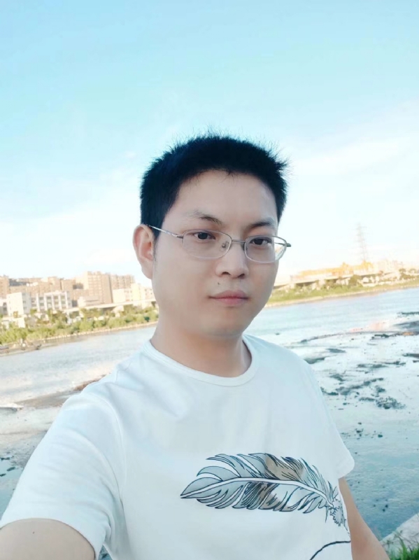 诚心交友的第一张照片--开封相亲服务中心