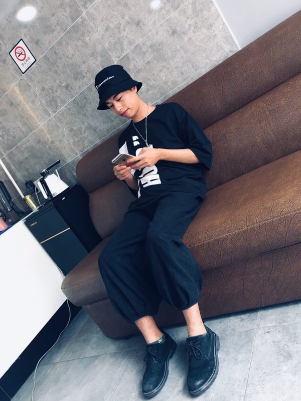 寻找的第三张照片--开封相亲服务中心