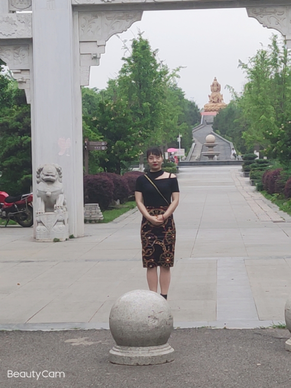 魏沐阳子的第三张照片--开封相亲服务中心