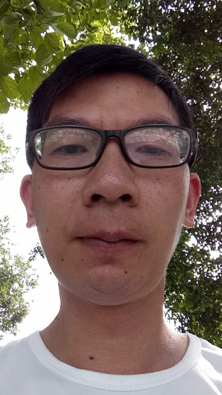 奋斗的第一张照片--开封相亲服务中心