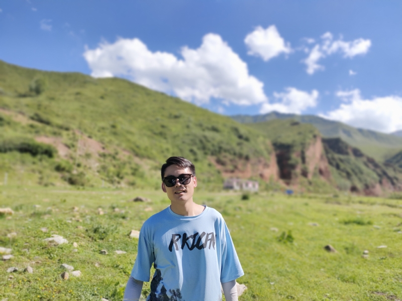 祁三岁的第一张照片--开封相亲服务中心