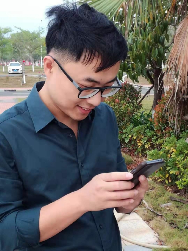 鼠王子的第一张照片--开封相亲服务中心