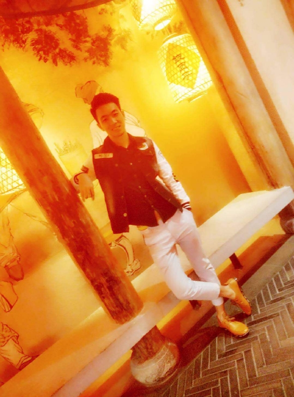 滞后的微笑的第四张照片--开封相亲服务中心