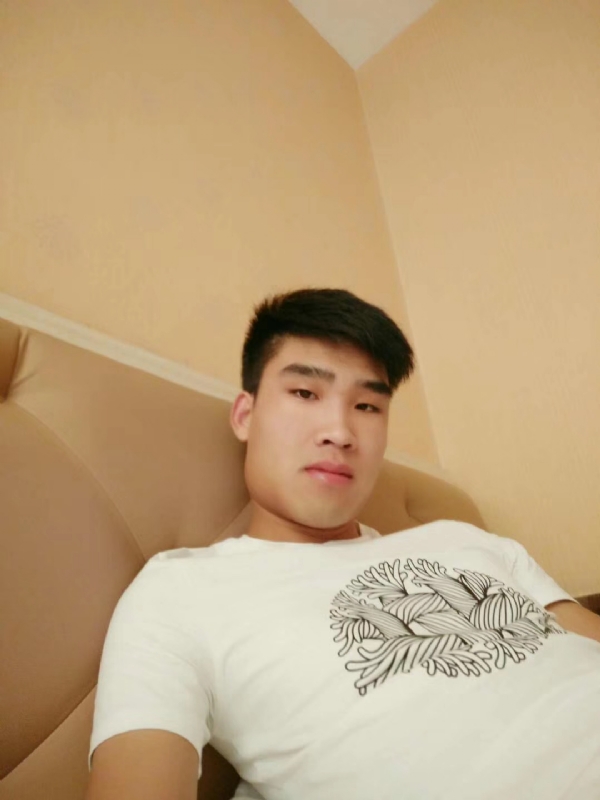 谁不曾孤单上路的第二张照片--开封相亲服务中心