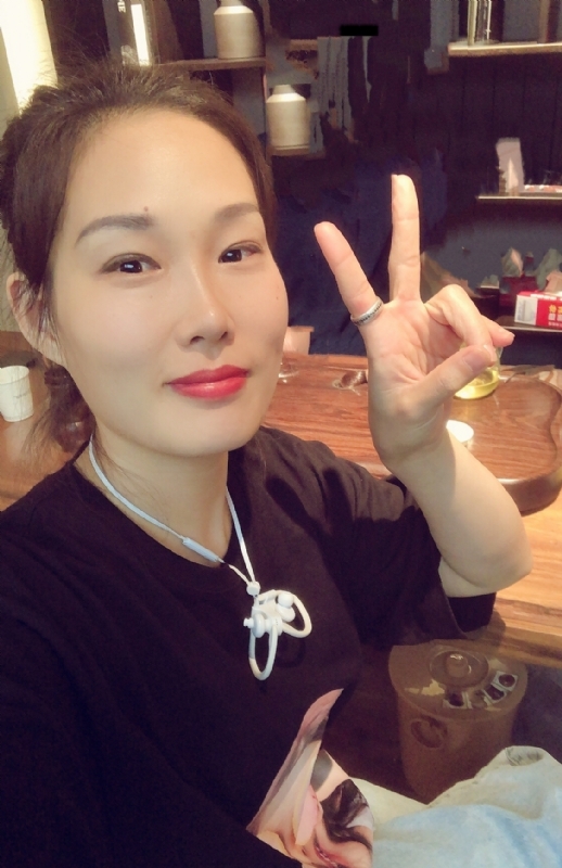 冷紫斑蝶的第一张照片--开封相亲服务中心