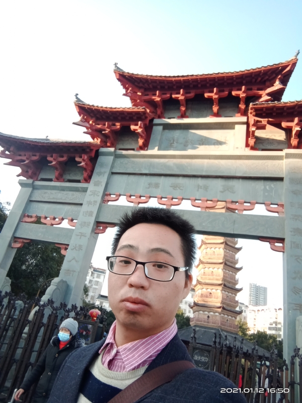 碧血丹心的第一张照片--开封相亲服务中心