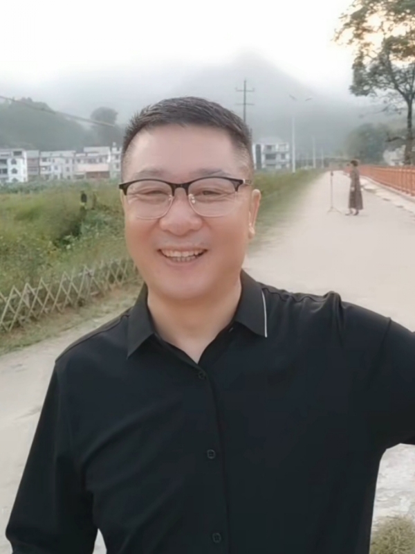 在這裡等你的第三张照片--开封相亲服务中心