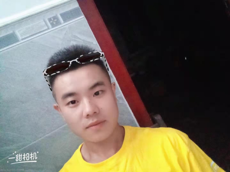 建国90周年的学渣的第一张照片--开封相亲服务中心