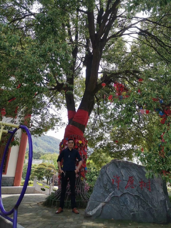 霸气的第一张照片--开封相亲服务中心