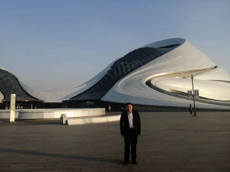 荣荣的第一张照片--开封相亲服务中心