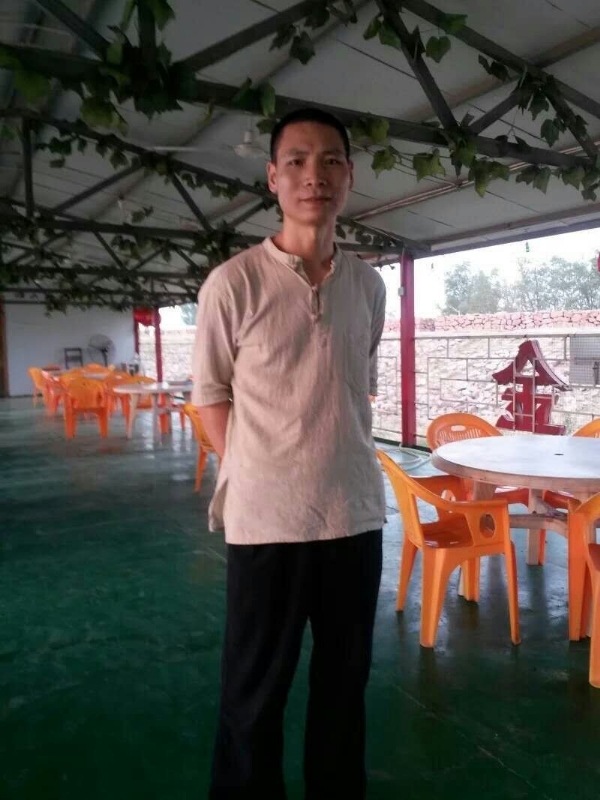 周哥的第三张照片--开封相亲服务中心