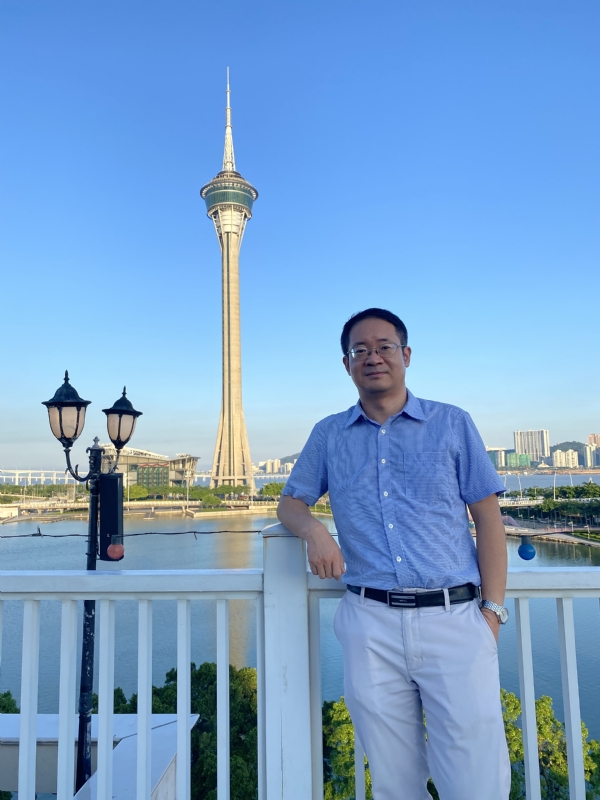 Yangyi的第二张照片--开封相亲服务中心