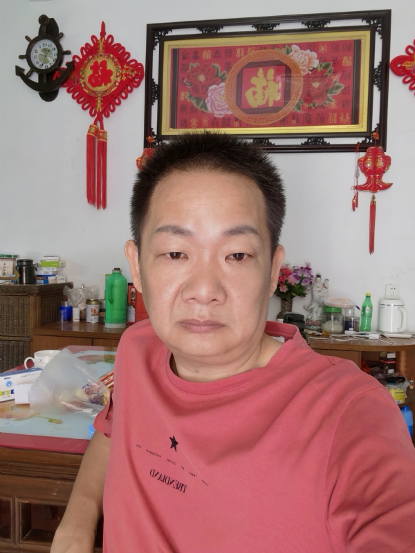 飞天的第一张照片--开封相亲服务中心