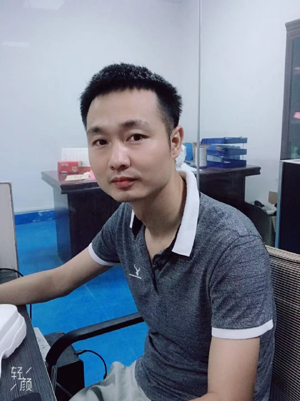 不忘初心的第一张照片--开封相亲服务中心