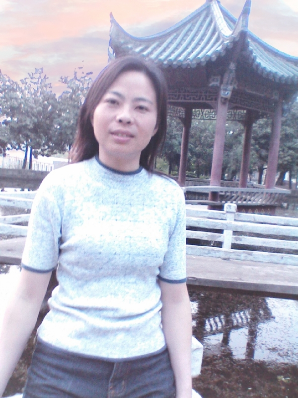 小草的第一张照片--开封相亲服务中心