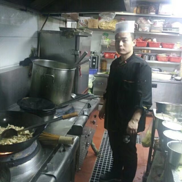 珍惜才配拥有的第一张照片--开封相亲服务中心