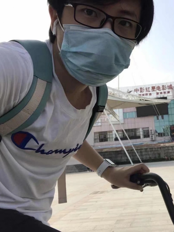 丁先生的第二张照片--开封相亲服务中心