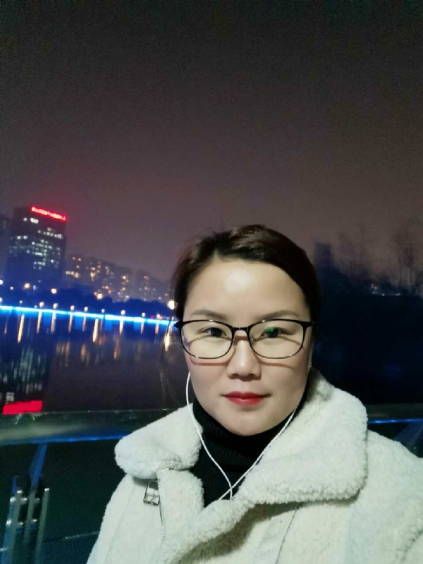 小英的第一张照片--开封相亲服务中心