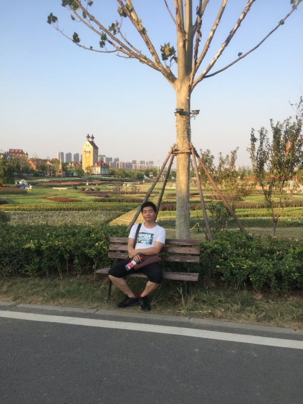 大鹏的第一张照片--开封相亲服务中心