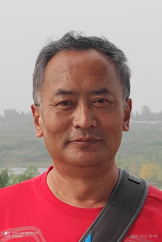 与你同行的第一张照片--开封相亲服务中心