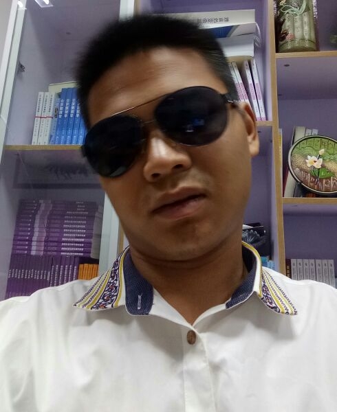 狼行天下的第一张照片--开封相亲服务中心