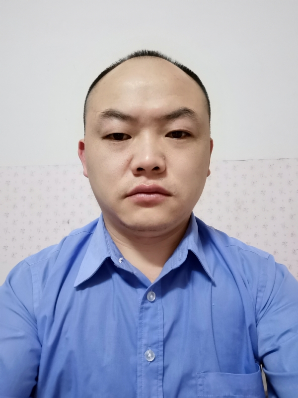 与子携老的第一张照片--开封相亲服务中心