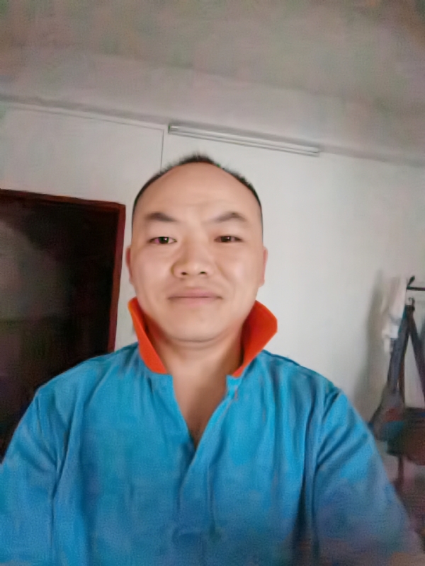 与子携老的第四张照片--开封相亲服务中心