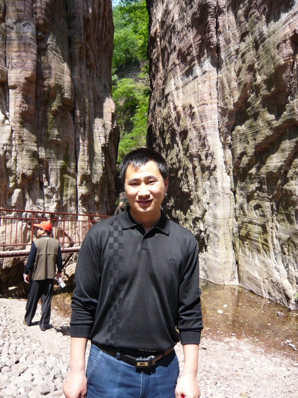 阳光幸福快乐的第三张照片--开封相亲服务中心