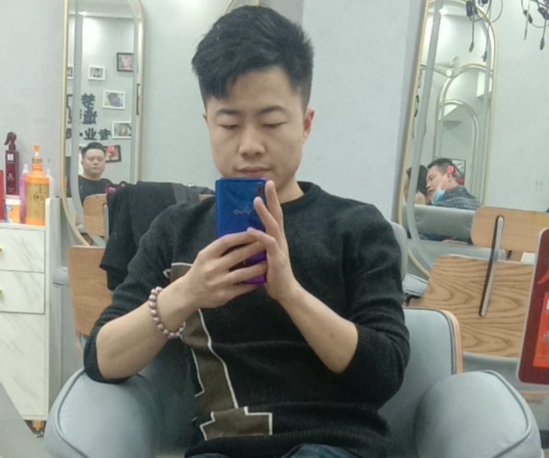 无法自拔的第一张照片--开封相亲服务中心