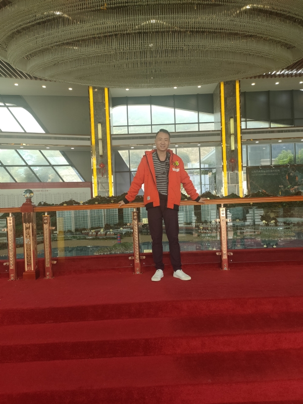 大飞的第一张照片--开封相亲服务中心