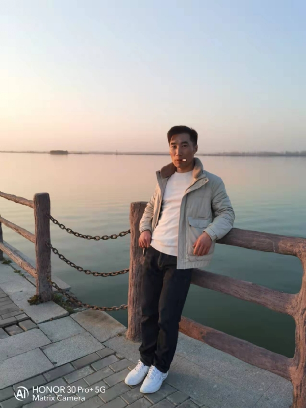 望月兔的第一张照片--开封相亲服务中心