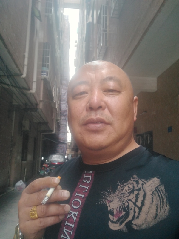 人在TA乡的第一张照片--开封相亲服务中心