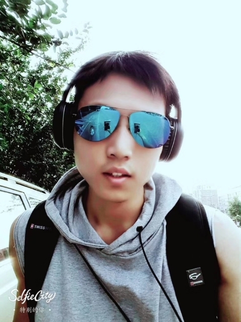 失意的人的第一张照片--开封相亲服务中心