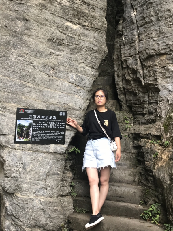 凭实力单身的第一张照片--开封相亲服务中心