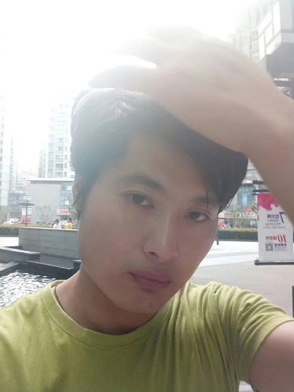 钢铁侠的第一张照片--开封相亲服务中心