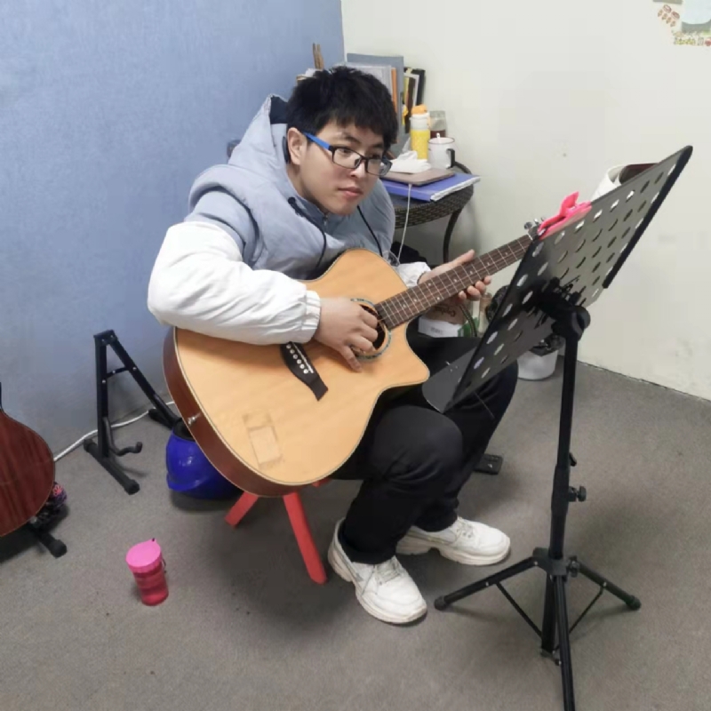 连城诀的第一张照片--开封相亲服务中心