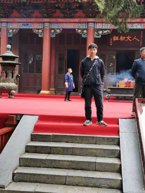 单身的小草的第三张照片--开封相亲服务中心