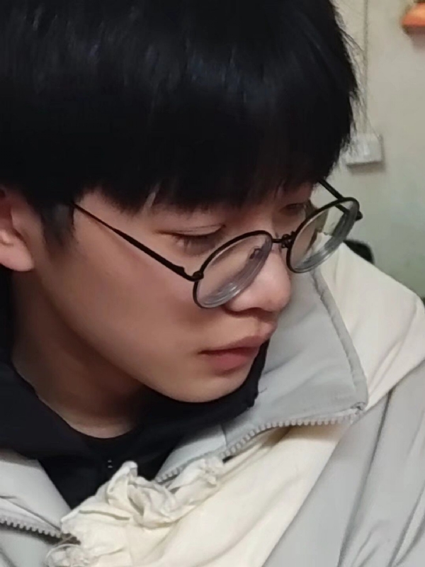 梦游的第二张照片--开封相亲服务中心