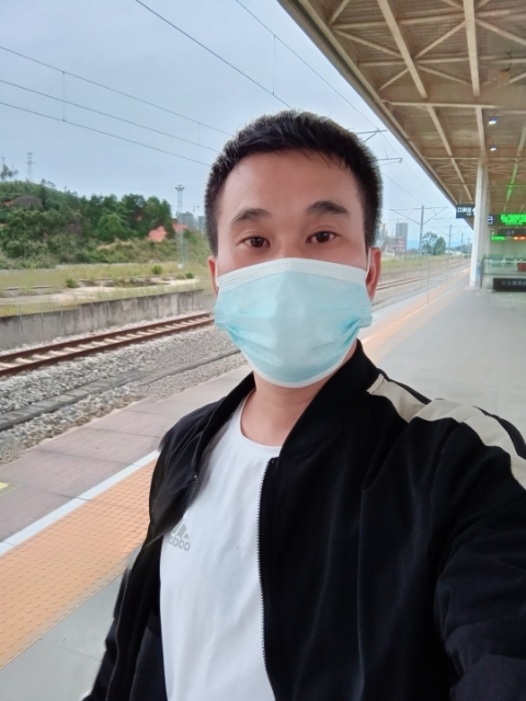 小李的第一张照片--开封相亲服务中心