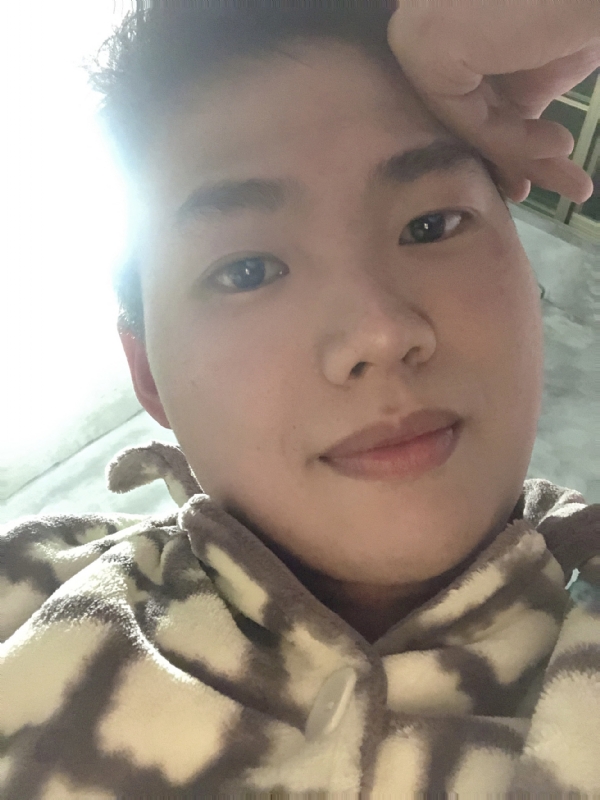 她的第四张照片--开封相亲服务中心