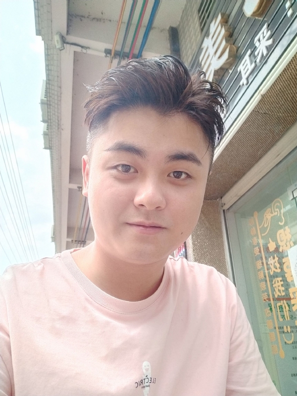 李健诚的第一张照片--开封相亲服务中心