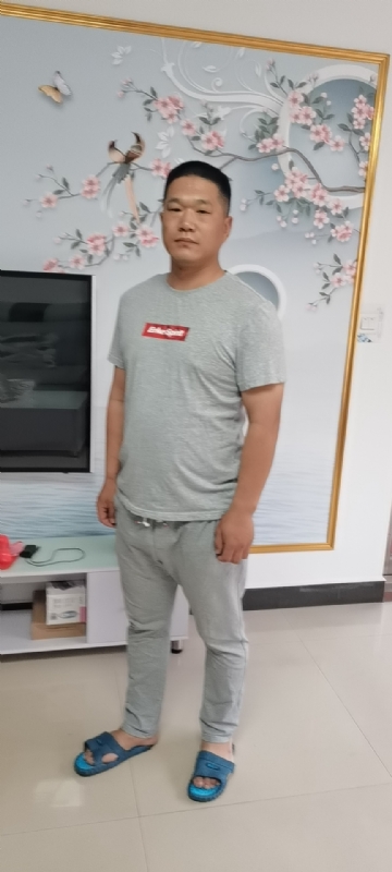 会飞的鱼的第二张照片--开封相亲服务中心