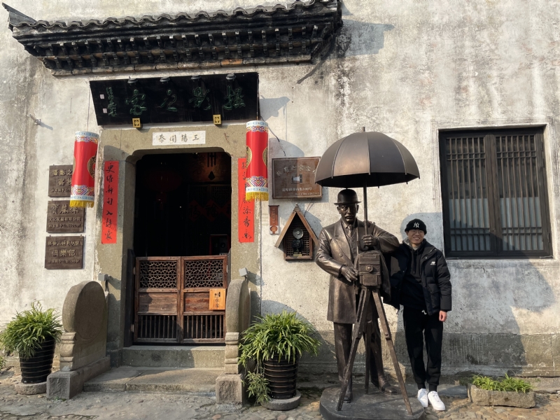 喝可乐的猫的第一张照片--开封相亲服务中心