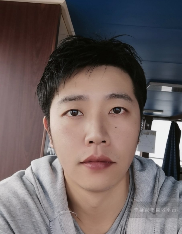 不太帅的男人的第一张照片--开封相亲服务中心